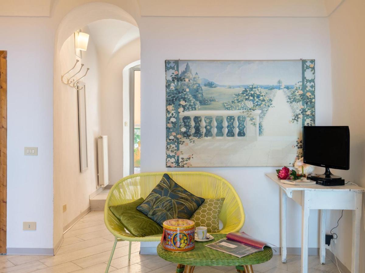 Holiday Home Francesca - Slr212 By Interhome Cipressa ภายนอก รูปภาพ